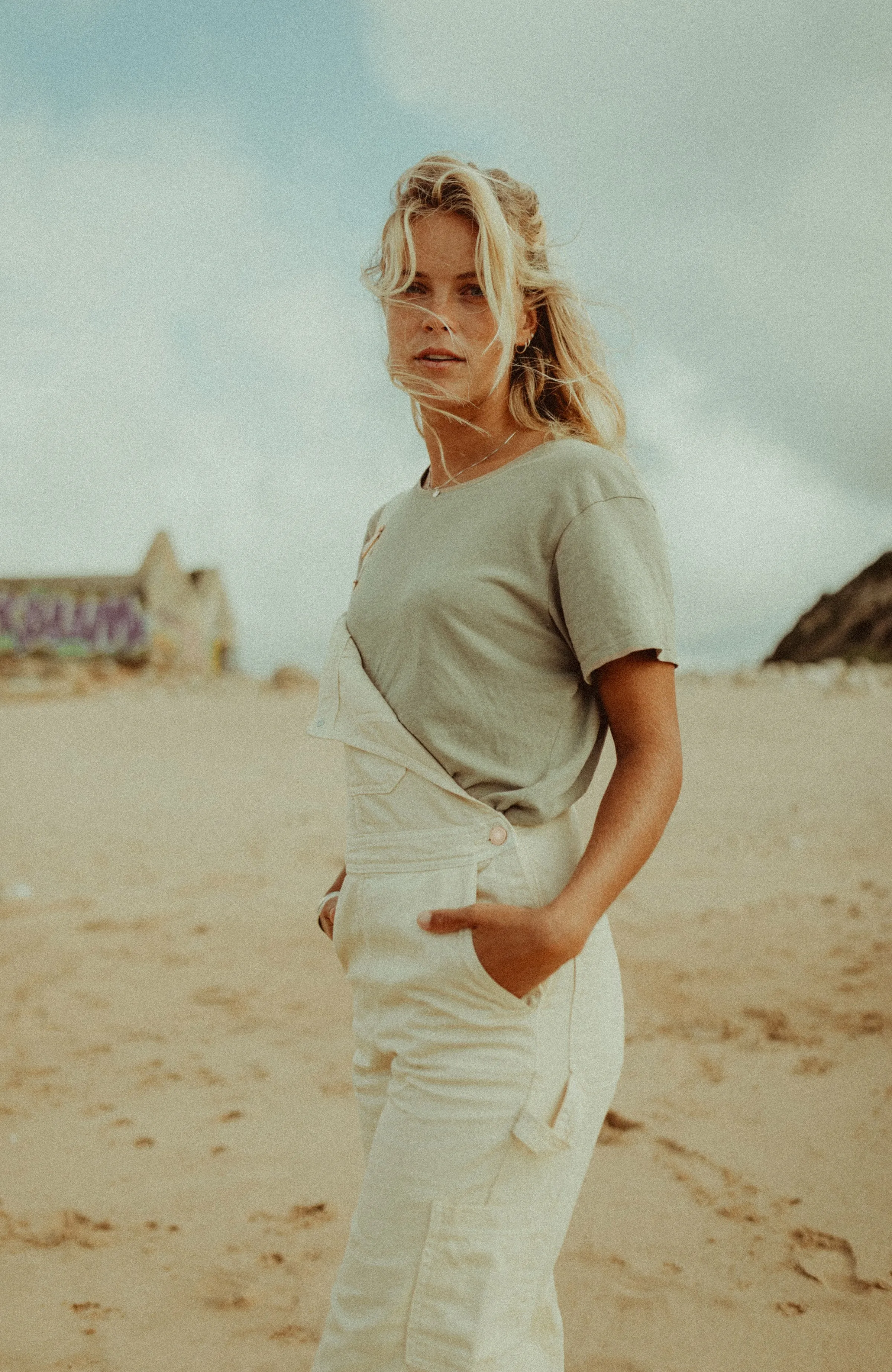 Koa Twill Dungarees | Bleached Sand