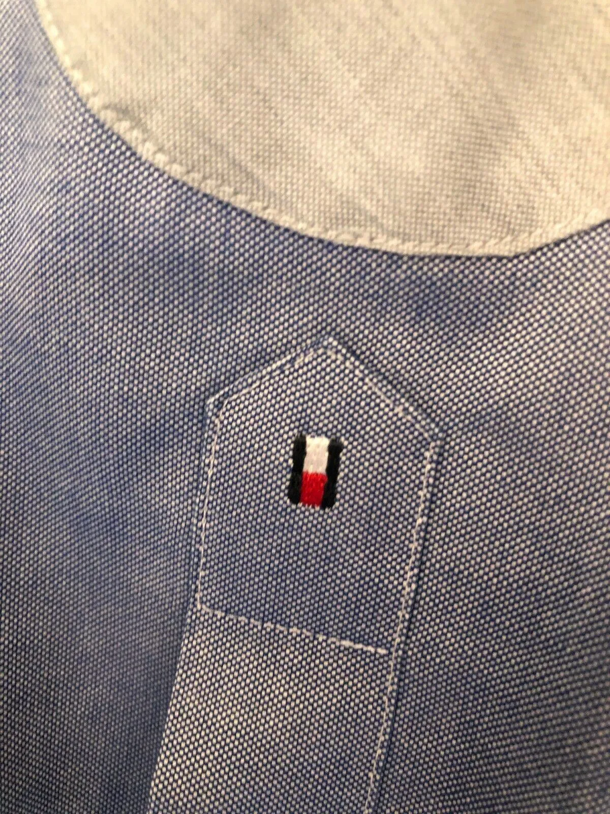 Tommy Hilfiger Men's Mid Blue Elbow Patch Long Sleeve Shirt Size 40 15 3/4"
